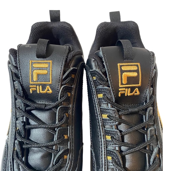 FILA | DISRUPTOR 2 Leather Athletic Sneaker- Size 7 - EUC - Picture 3 of 11